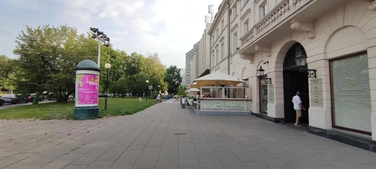 Labo Apartment Ogród Saski Warszawa Polska
